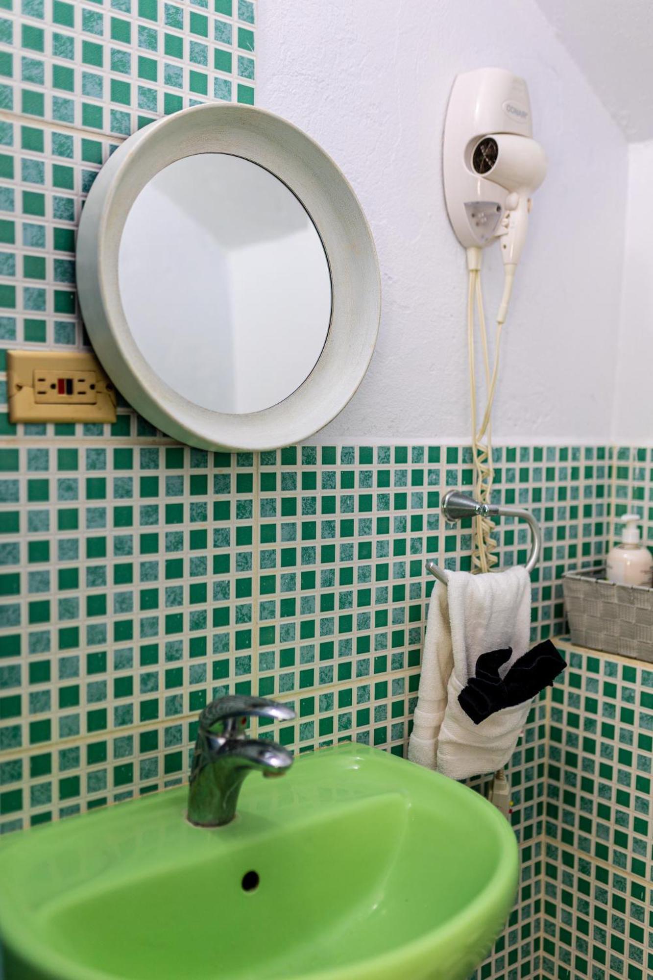 Beach Studio In Crown Point Bon Accord Village Экстерьер фото